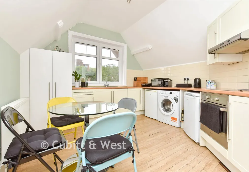 Kitchen - Cedar Road, Sutton, Surrey - Wards of Kent