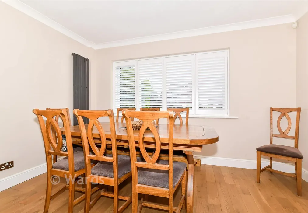 Lounge - Woodlands, Coxheath, Maidstone, Kent - Wards of Kent