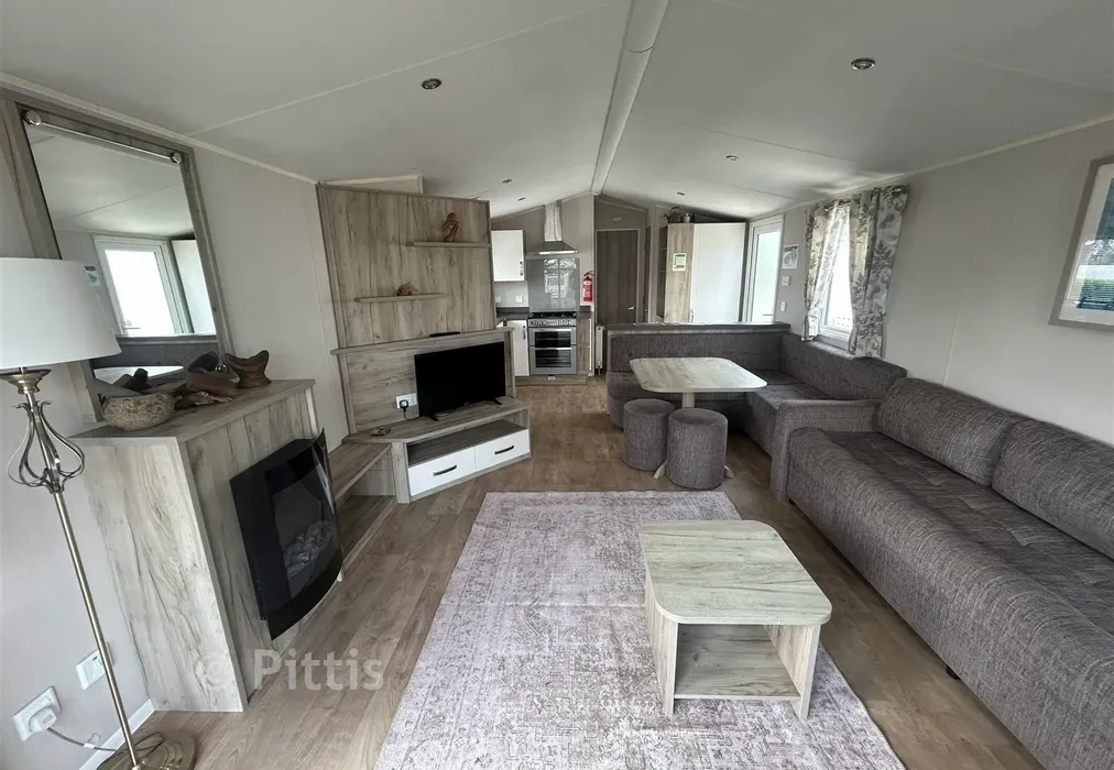 Lounge/Dining - Rookley Country Park, Rookley, Isle of Wight - Wards of Kent