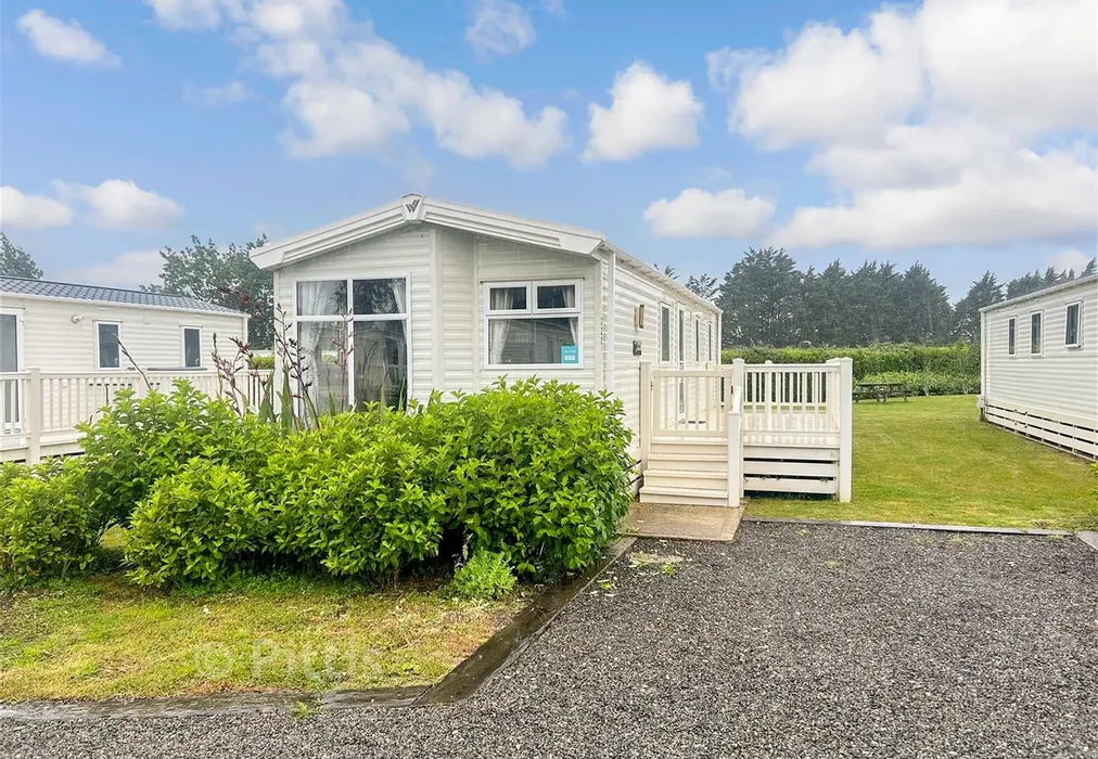 Front - Rookley Country Park, Rookley, Isle of Wight - Wards of Kent