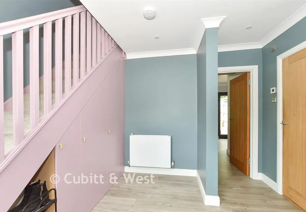 Entrance Hall - Berkeley Road, Mayfield, East Sussex - Wards of Kent