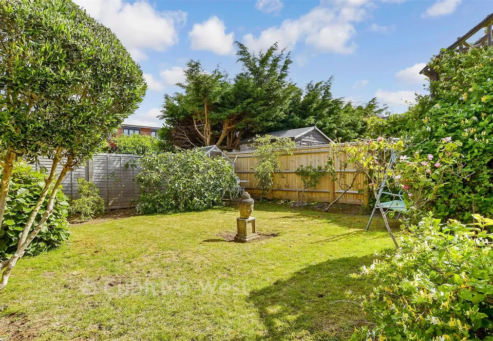 Rear Garden - Westfield Avenue, Saltdean, Brighton, East Sussex - Wards of Kent