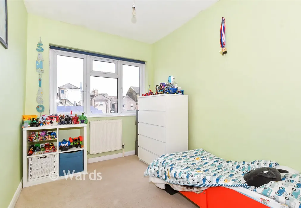 Bedroom 3 - Portland Place, Snodland, Kent - Wards of Kent