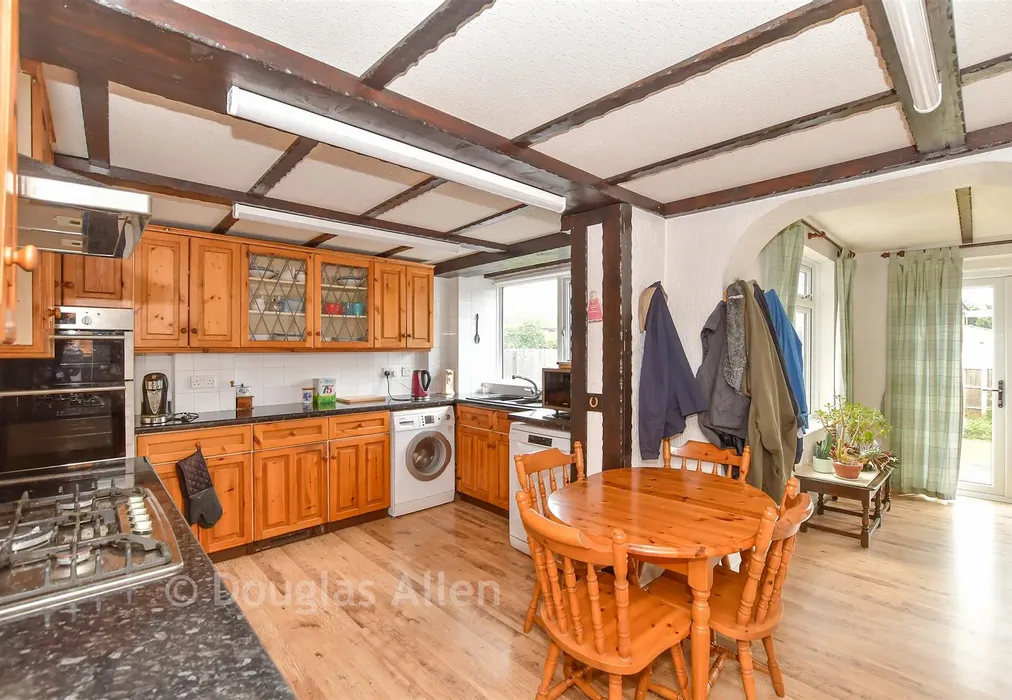 Kitchen/Breakfast Room - Falkirk Close, Hornchurch, Essex - Wards of Kent