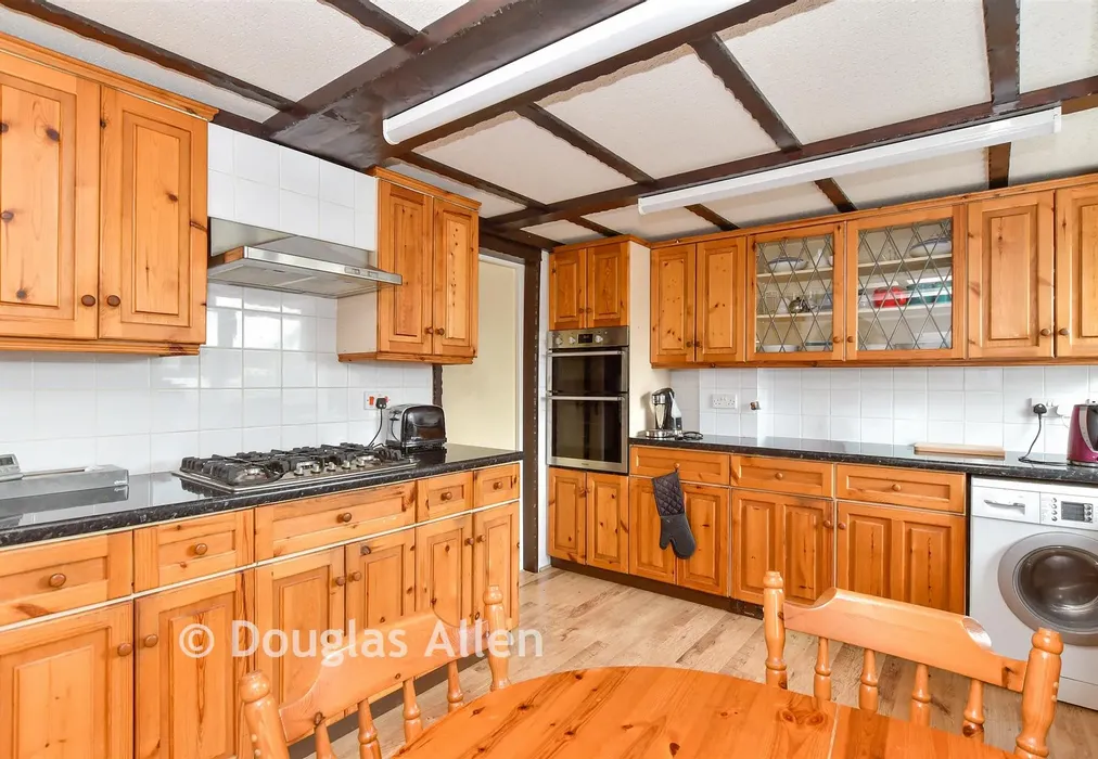 Kitchen/Breakfast Room - Falkirk Close, Hornchurch, Essex - Wards of Kent