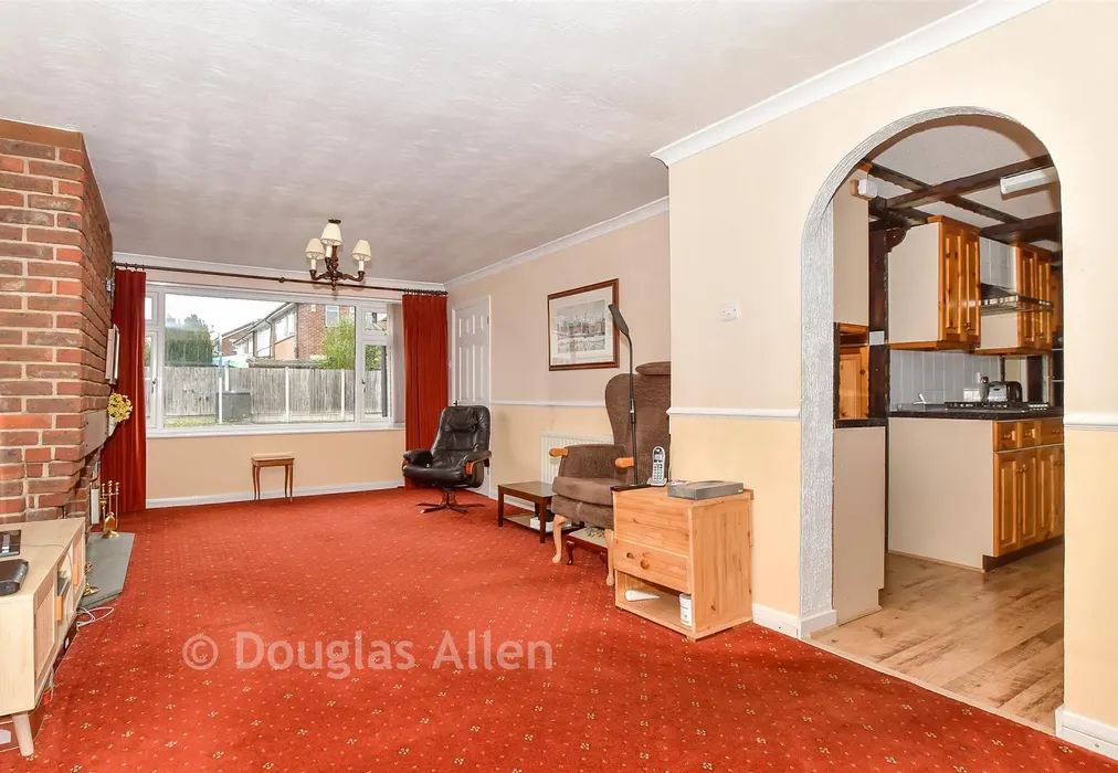 Lounge - Falkirk Close, Hornchurch, Essex - Wards of Kent