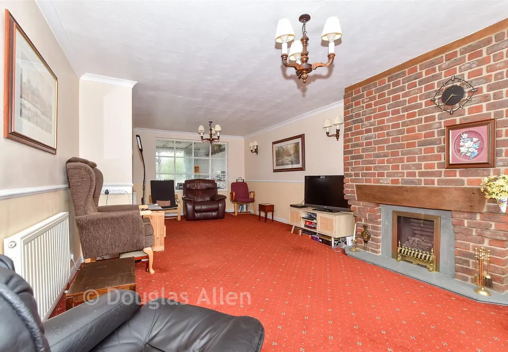 Lounge - Falkirk Close, Hornchurch, Essex - Wards of Kent