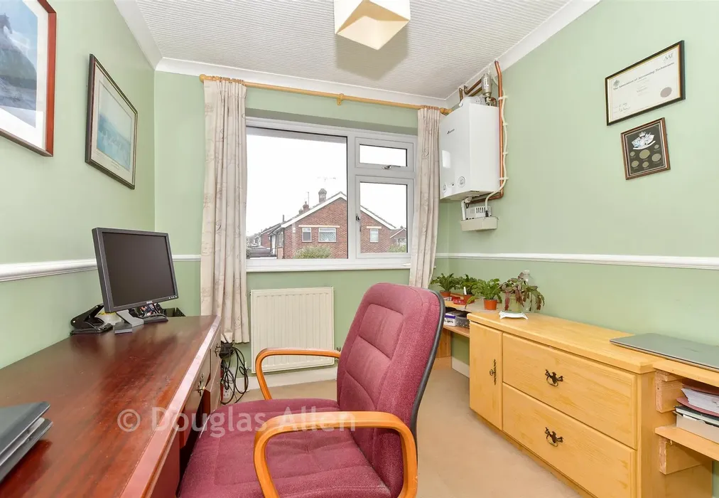 Bedroom 4 - Falkirk Close, Hornchurch, Essex - Wards of Kent