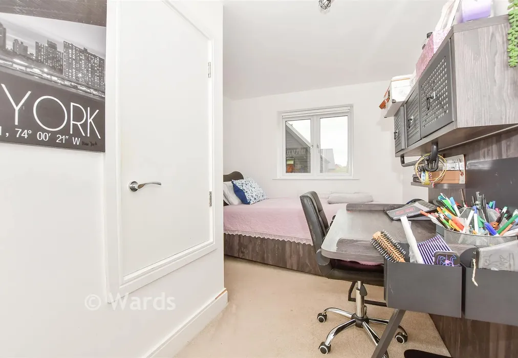 Bedroom 3 - Bella Rosa Drive, Langley, Kent - Wards of Kent
