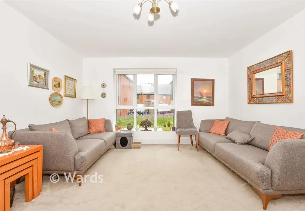 Lounge - Bella Rosa Drive, Langley, Kent - Wards of Kent