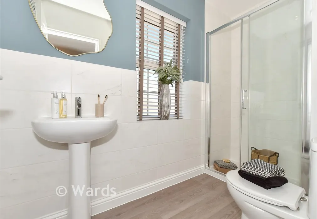 En-Suite Show Home - Wellington Gardens, Walmer, Kent - Wards of Kent