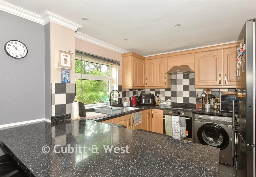 Kitchen/Dining Area - Hayling Court, Crawley, West Sussex - Wards of Kent