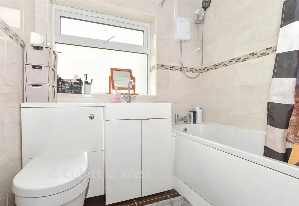 Bathroom - Hayling Court, Crawley, West Sussex - Wards of Kent