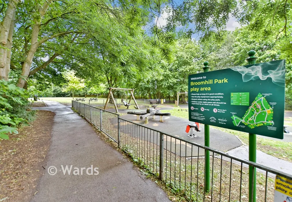 Surrounding Area - King Arthurs Drive, Rochester, Kent - Wards of Kent