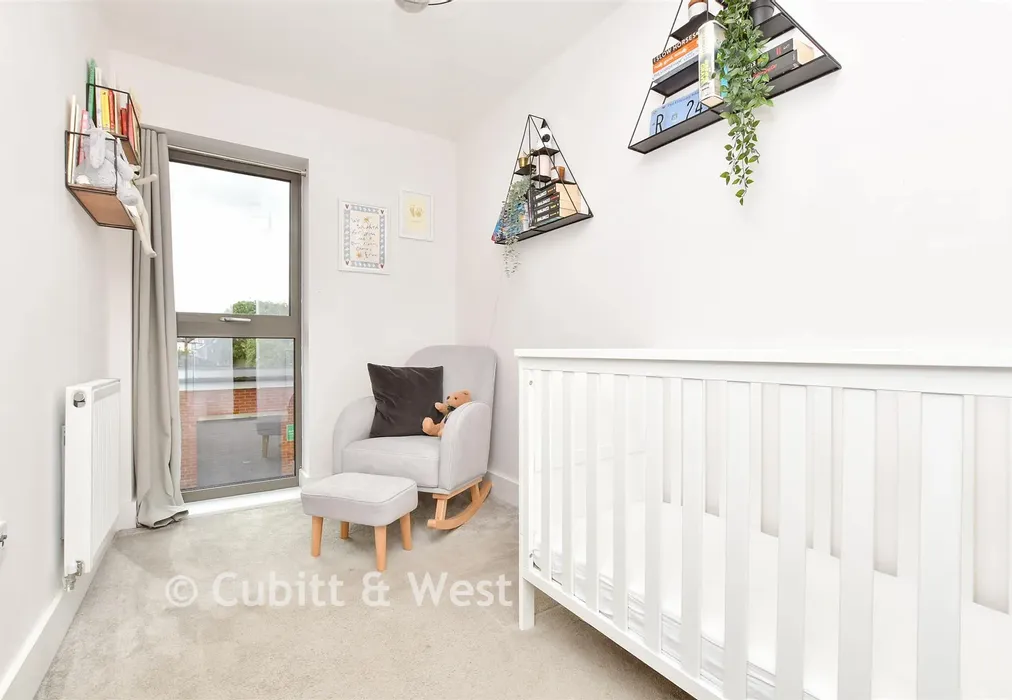 Bedroom 2 - Mill Green Road, Mitcham Junction, Surrey - Wards of Kent