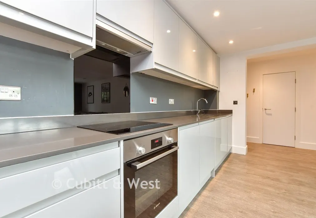 Living Room / Kitchen - Mill Green Road, Mitcham Junction, Surrey - Wards of Kent