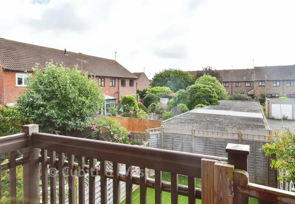 Balcony - Dinsdale Gardens, Rustington, West Sussex - Wards of Kent