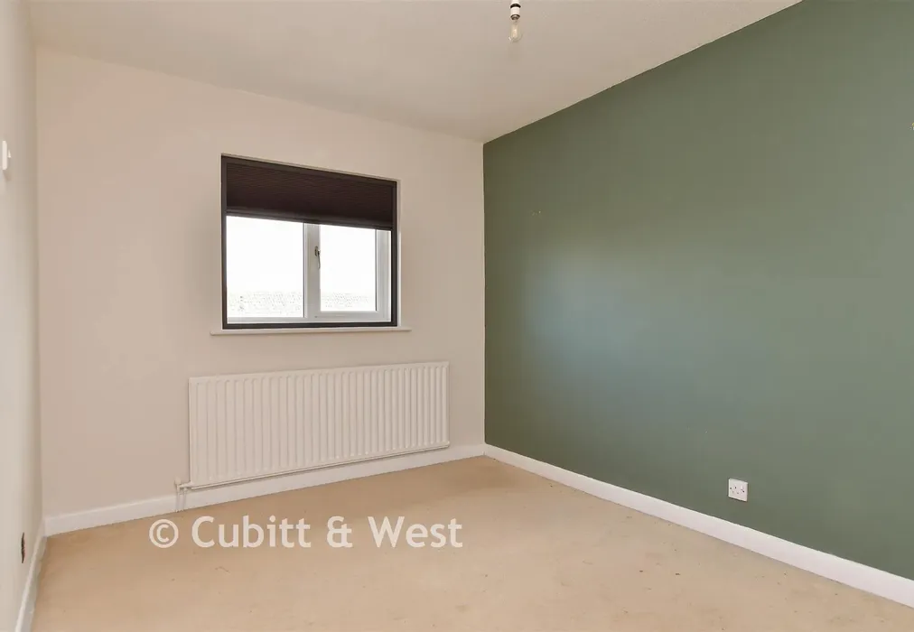 Bedroom 2 - Dinsdale Gardens, Rustington, West Sussex - Wards of Kent