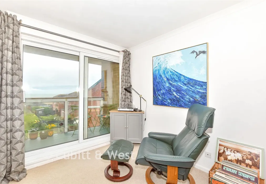 Internal Lifestyle Photograph - Southwood Road, Hayling Island, Hampshire - Wards of Kent