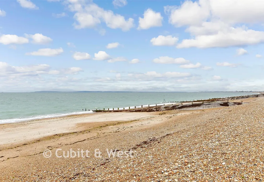 Surrounding Area - Southwood Road, Hayling Island, Hampshire - Wards of Kent