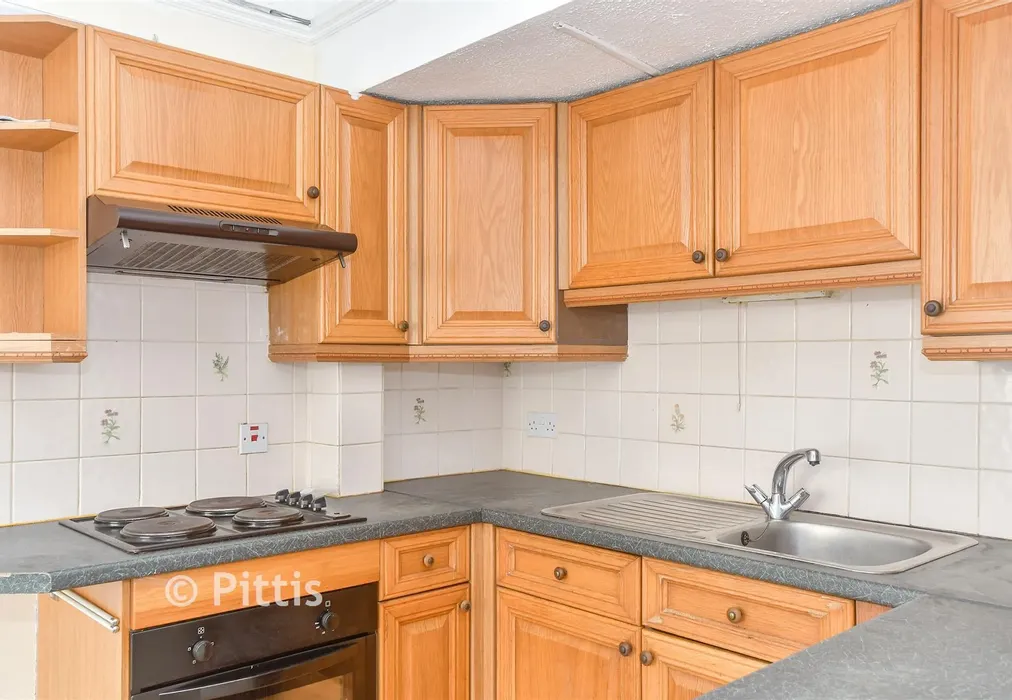 Internal Lifestyle Photograph - St. James Street, Newport, Isle of Wight - Wards of Kent