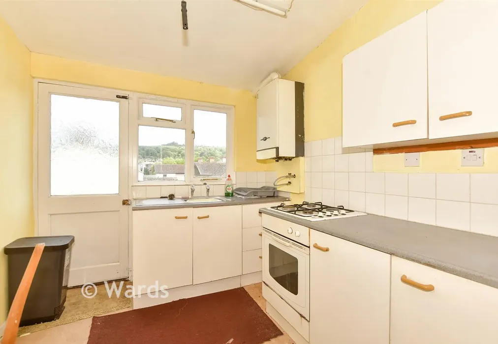 Kitchen - London Road, River, Kent - Wards of Kent