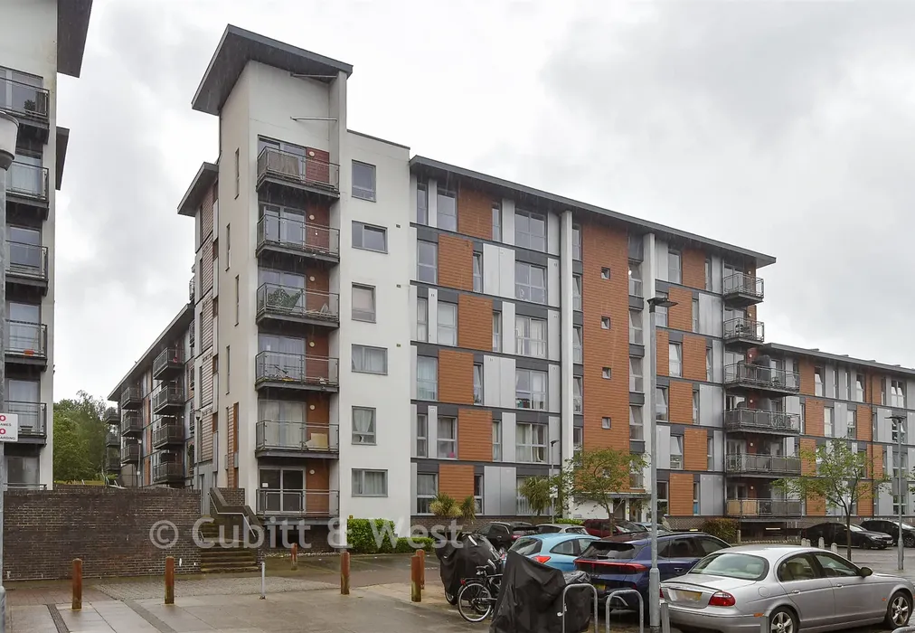 External Web - Commonwealth Drive, Three Bridges, Crawley, West Sussex - Wards of Kent