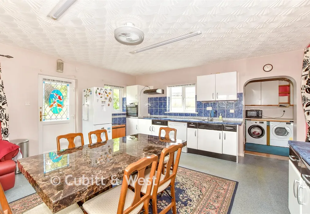 Kitchen/Breakfast Room - Lone Valley, Widley, Hampshire - Wards of Kent