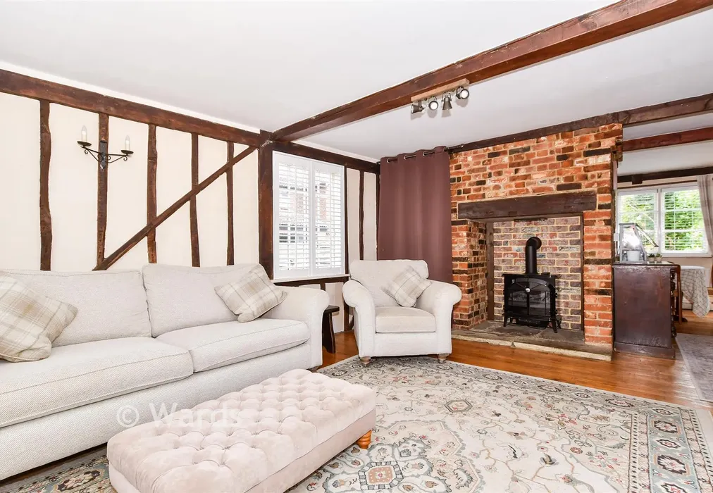 Lounge - West Street, Harrietsham, Maidstone, Kent - Wards of Kent
