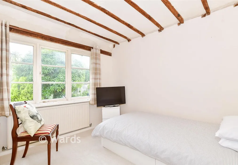 Bedroom 3 - West Street, Harrietsham, Maidstone, Kent - Wards of Kent