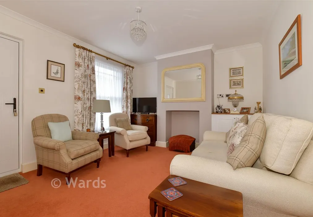 Lounge - Dering Road, Bridge, Canterbury, Kent - Wards of Kent