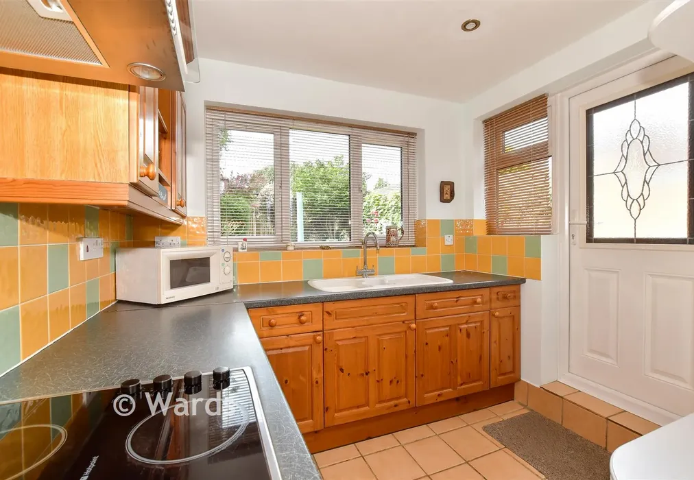 Kitchen - Dering Road, Bridge, Canterbury, Kent - Wards of Kent