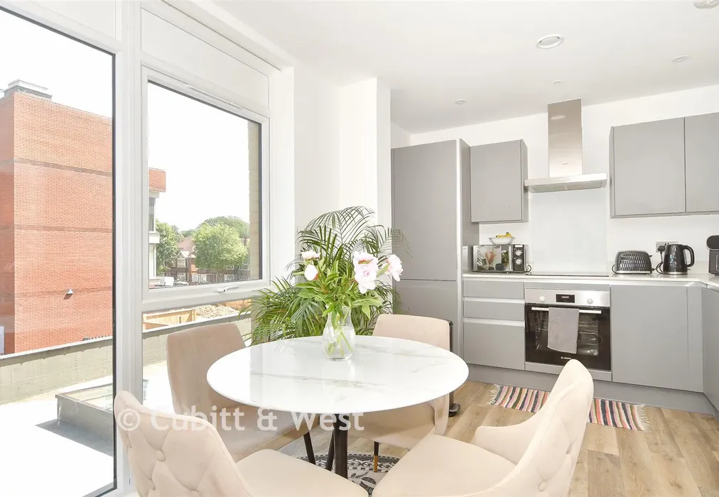 Lounge - Davigdor Road, Hove, East Sussex - Wards of Kent