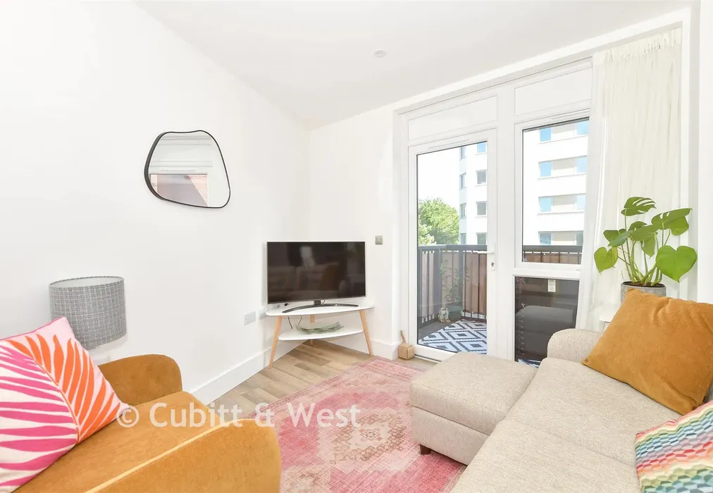 Lounge - Davigdor Road, Hove, East Sussex - Wards of Kent
