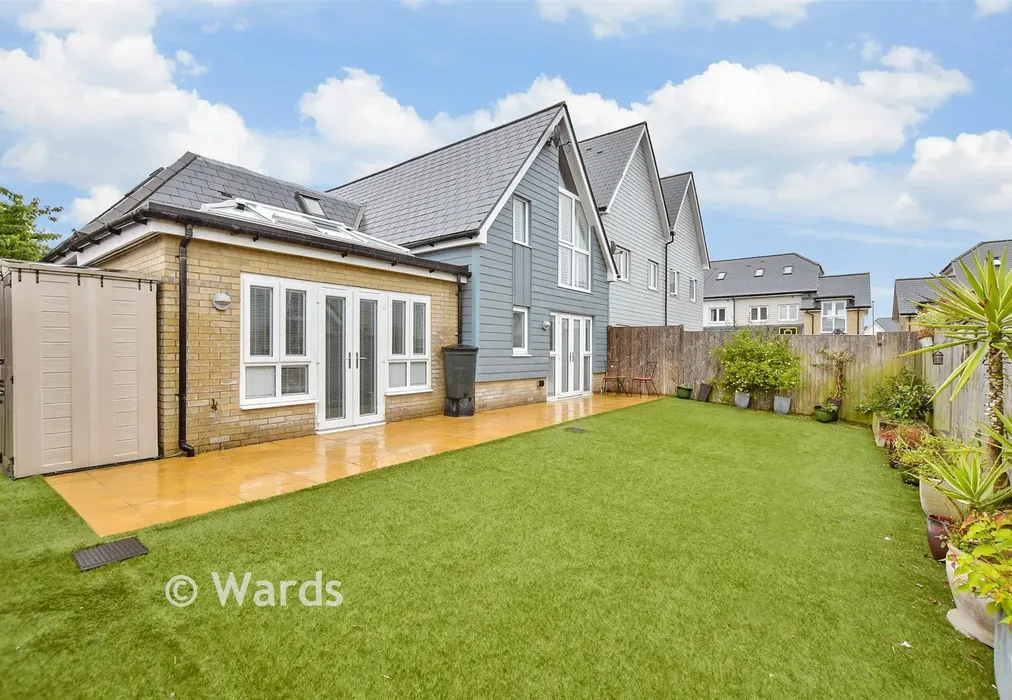 Rear Garden - Melanie Close, Folkestone, Kent - Wards of Kent