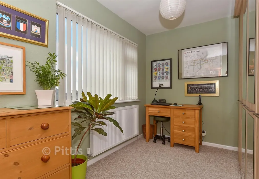 Bedroom 3 - Zig Zag Road, Ventnor, Isle of Wight - Wards of Kent