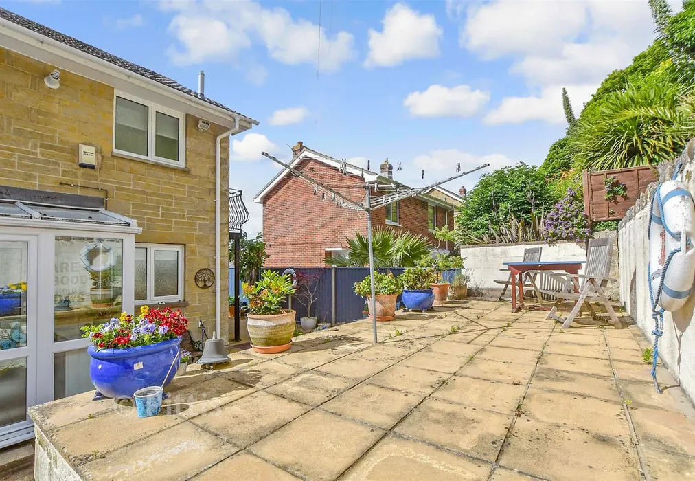 Patio / Decking - Zig Zag Road, Ventnor, Isle of Wight - Wards of Kent