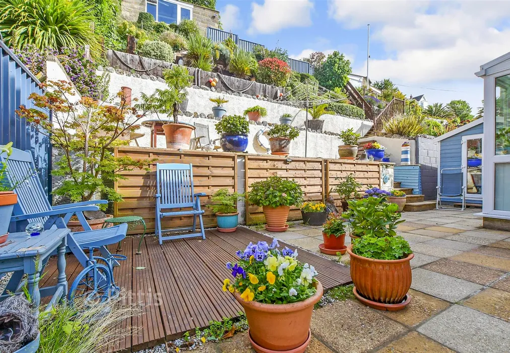 Rear Garden - Zig Zag Road, Ventnor, Isle of Wight - Wards of Kent