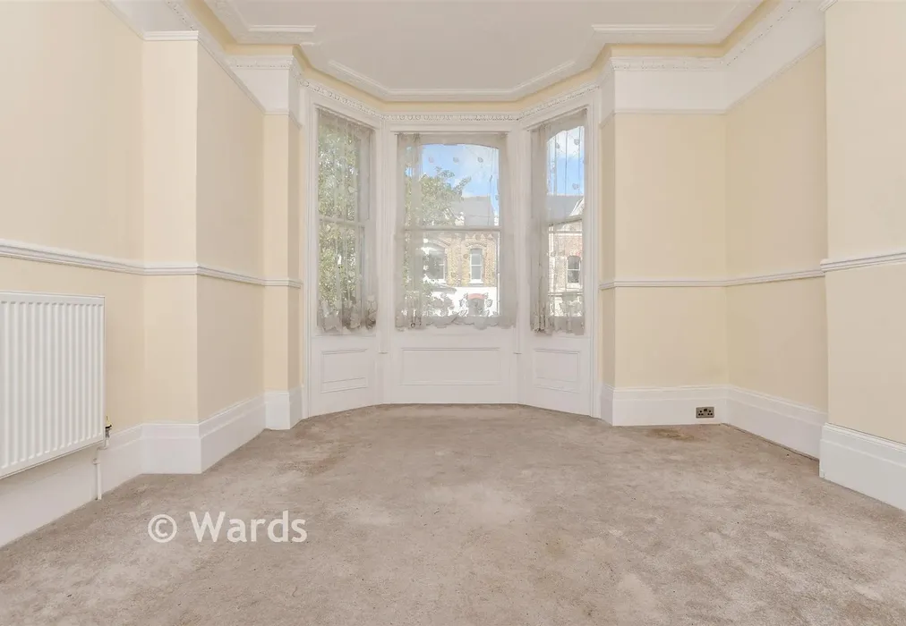 Bedroom 1 - North Avenue, Ramsgate, Kent - Wards of Kent