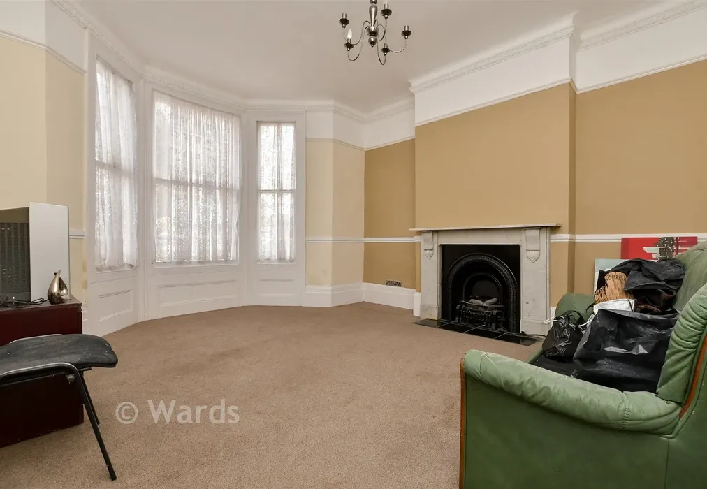 Lounge - North Avenue, Ramsgate, Kent - Wards of Kent