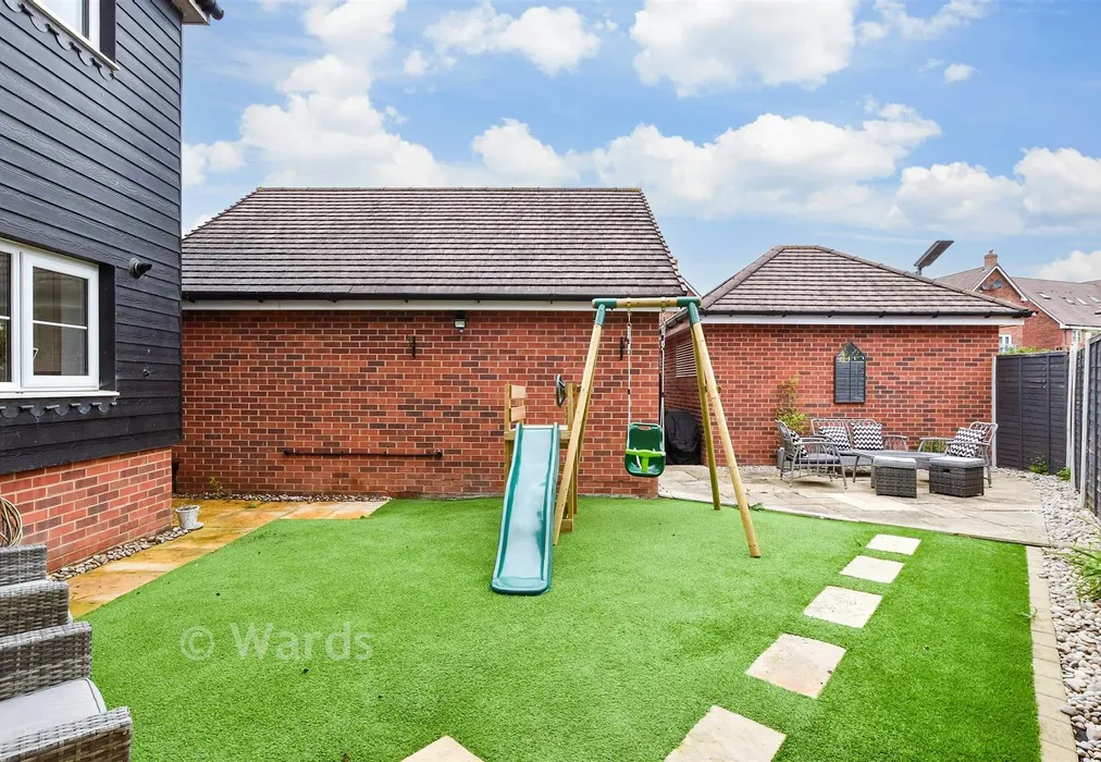 Rear Garden - Bridger Way, Langley Park, Maidstone, Kent - Wards of Kent
