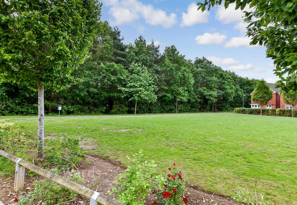 Surrounding Area - Bridger Way, Langley Park, Maidstone, Kent - Wards of Kent