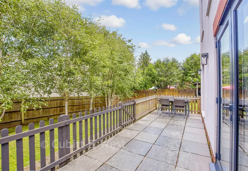 Patio / Decking - Hooley Lane, Redhill, Surrey - Wards of Kent