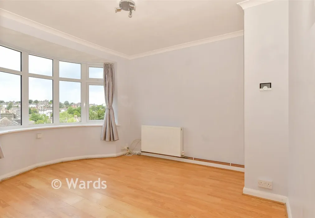 Bedroom 1 - Delce Road, Rochester, Kent - Wards of Kent