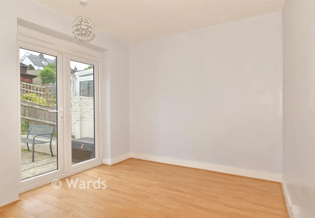 Lounge - Delce Road, Rochester, Kent - Wards of Kent