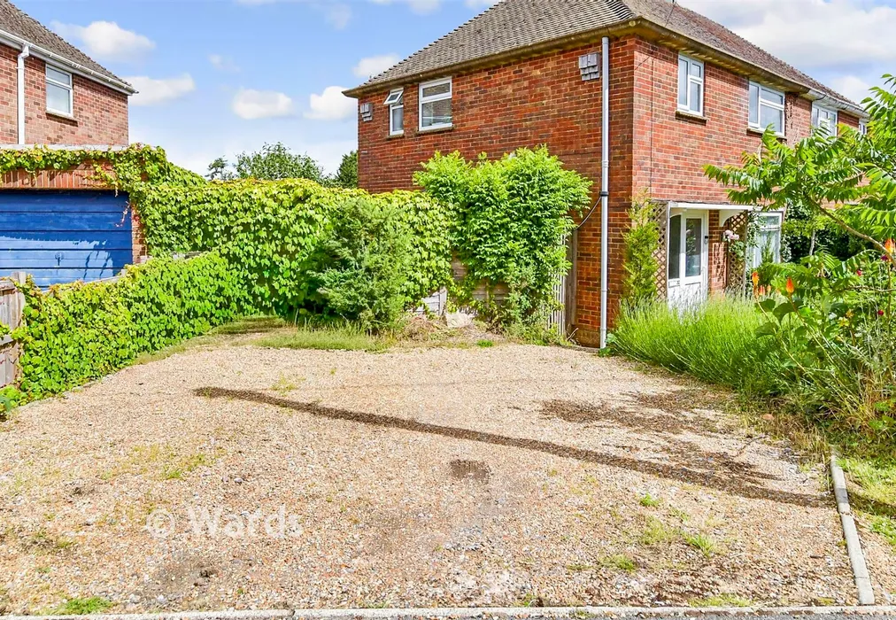 Driveway/Parking - Amsbury Road, Coxheath, Maidstone, Kent - Wards of Kent