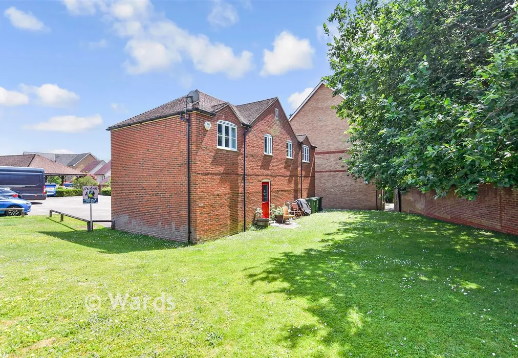 Rear Elevation - Haydon Close, Maidstone, Kent - Wards of Kent