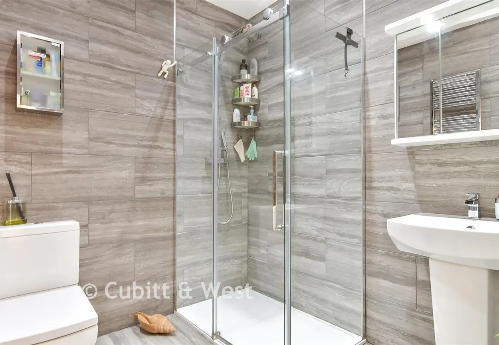 En-Suite Shower Room - Shirley Drive, Hove, East Sussex - Wards of Kent