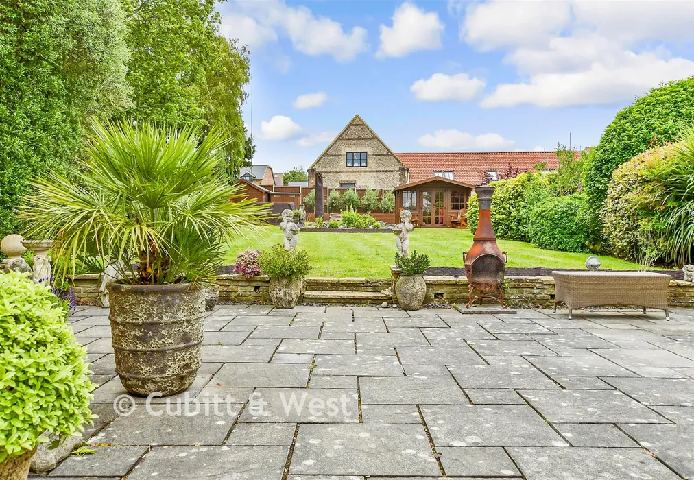 Patio / Decking - Shirley Drive, Hove, East Sussex - Wards of Kent