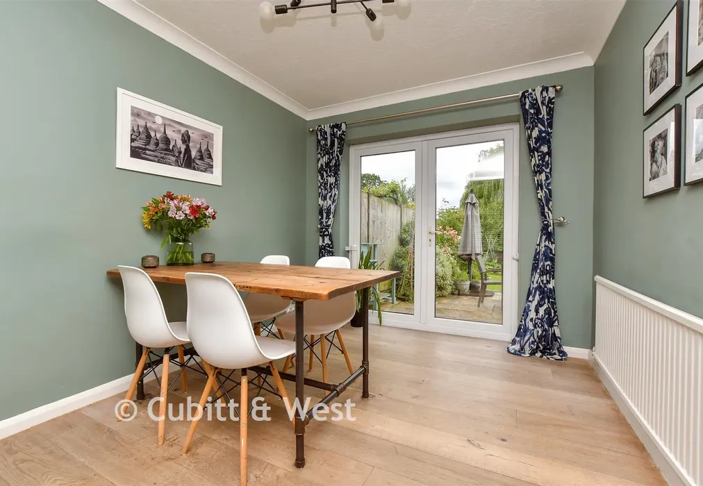 Dining Area - Kingscroft Road, Leatherhead, Surrey - Wards of Kent
